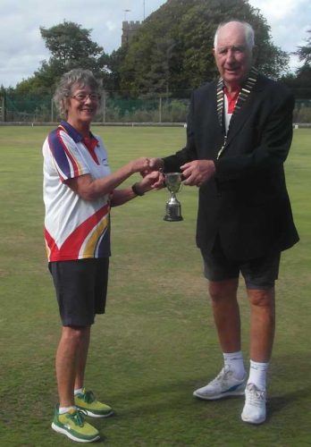 Frances Saunder Cup Winner - Gillie Sims